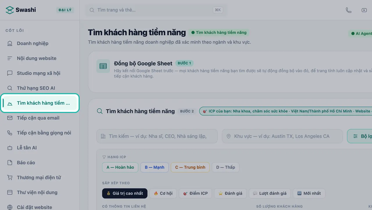 Tìm khách hàng tiềm năng được làm nổi bật trong thanh bên của Swashi, với bảng Đồng bộ Google Sheet và Tìm khách hàng tiềm năng trên trang